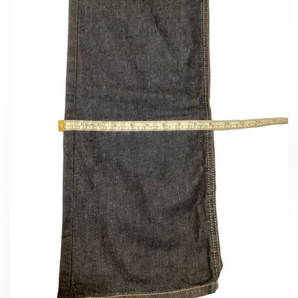 Old Navy Dark Wash Straight Leg Jeans - Classic Denim Comfort - Picture 6 of 9